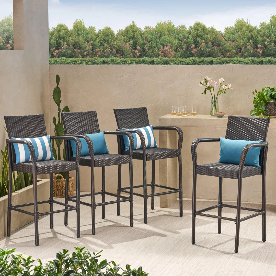 Outdoor wicker Bar Chairs & Tables